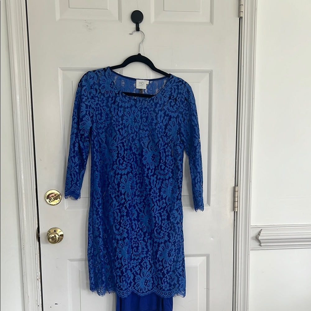 Elegant Blue Lace Dress